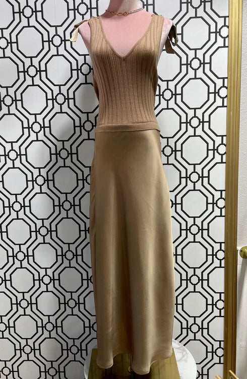 SWEATER BOW DRESS